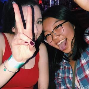 Meet your Posher, Angela